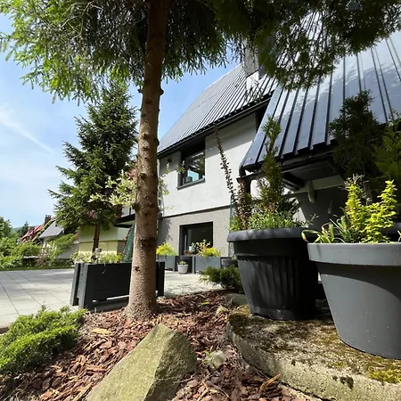 Przy Gazownikow 12 *