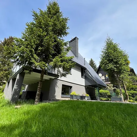 Przy Gazownikow 12 *