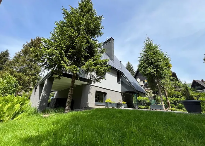 Przy Gazownikow 12 *